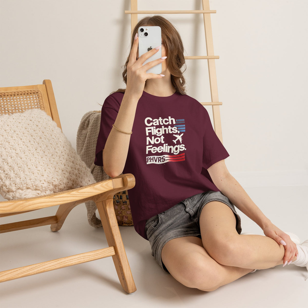 PHVRS CATCH FLIGHTS NOT FEELINGS TEE